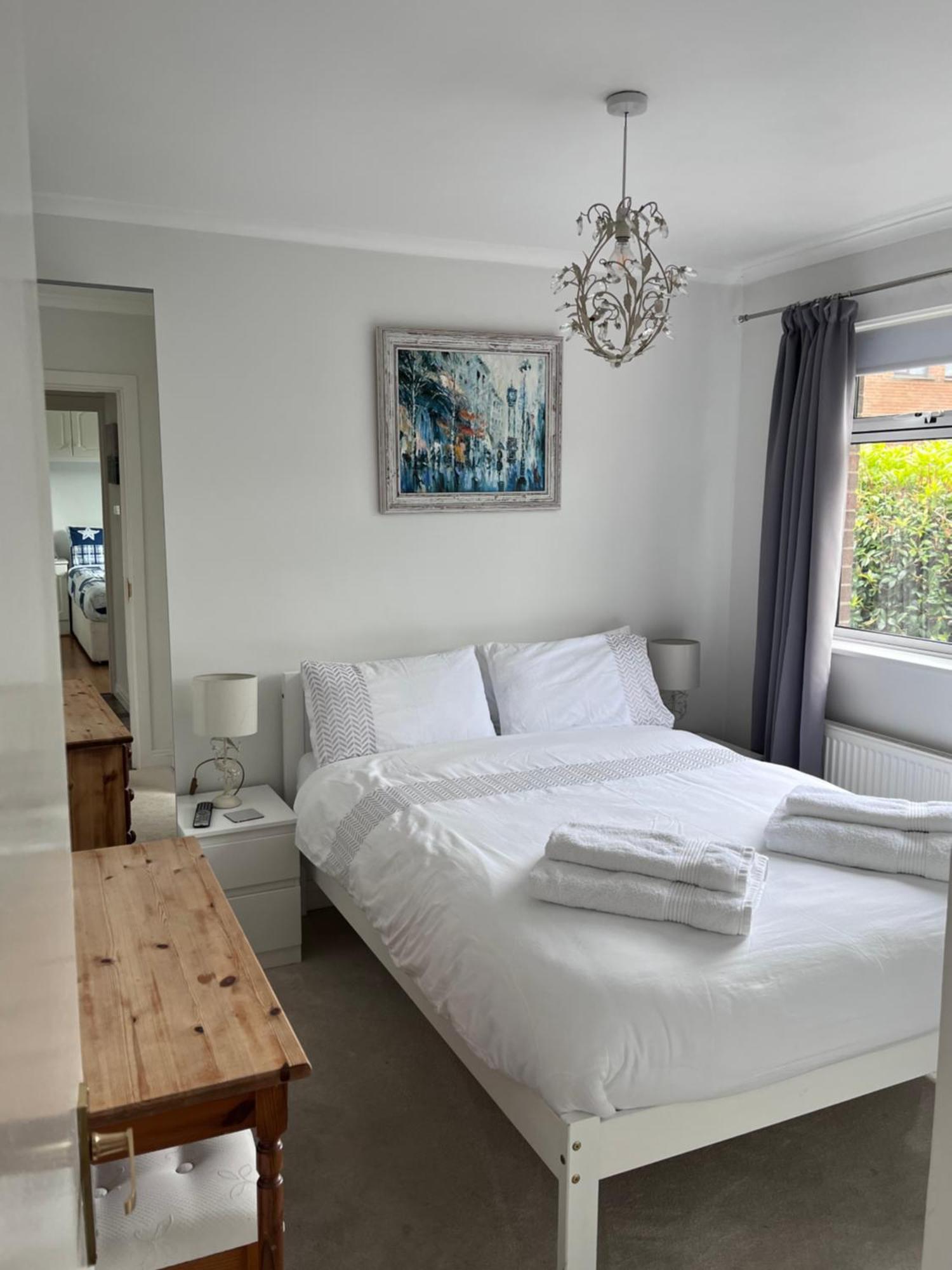 Spacious 5 Double Bed Bedroom Bungalow Near Belfast Лісберн Екстер'єр фото